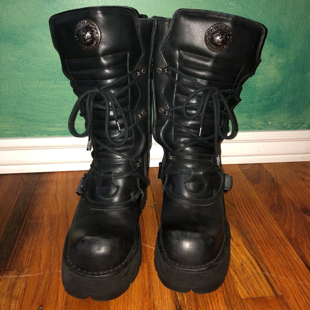 New Rock leather goth boots size 8